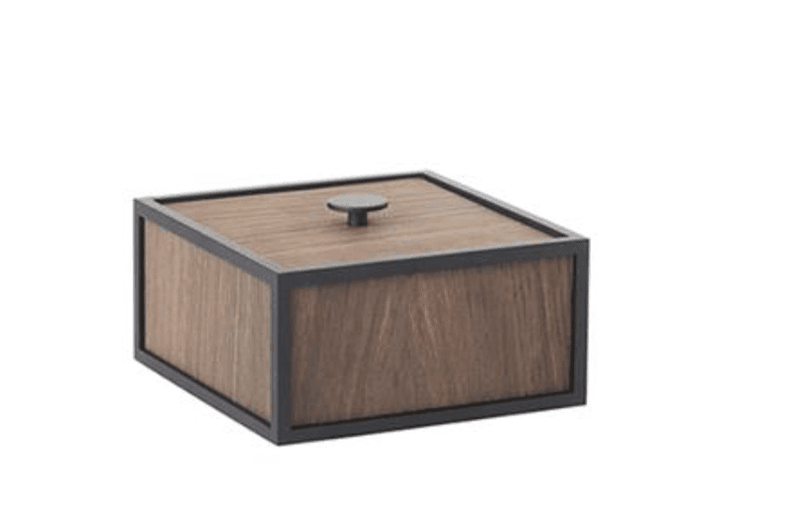 By Lassen Frame Boks 14, Utstilling